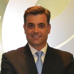 cesar parro